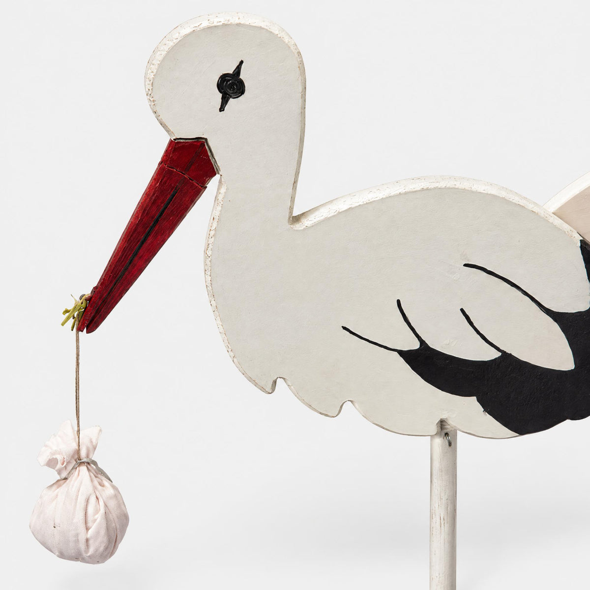 Produkt-Ausschnitt von Storch Baby auf hellem Studio-Hintergrund.